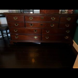 dresser for sale !!!